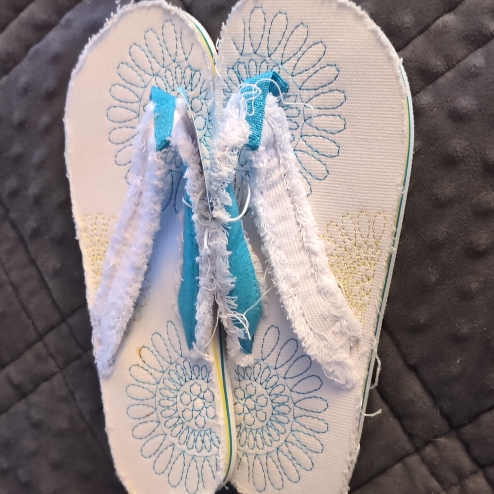 Flip flops - Picture 3 of 4